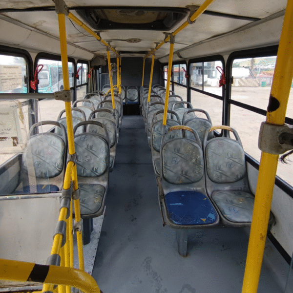 MERCEDES BENZ 2012 - LO915 - EUROIII - CARROCERIA NEOBUS - Imagem 4