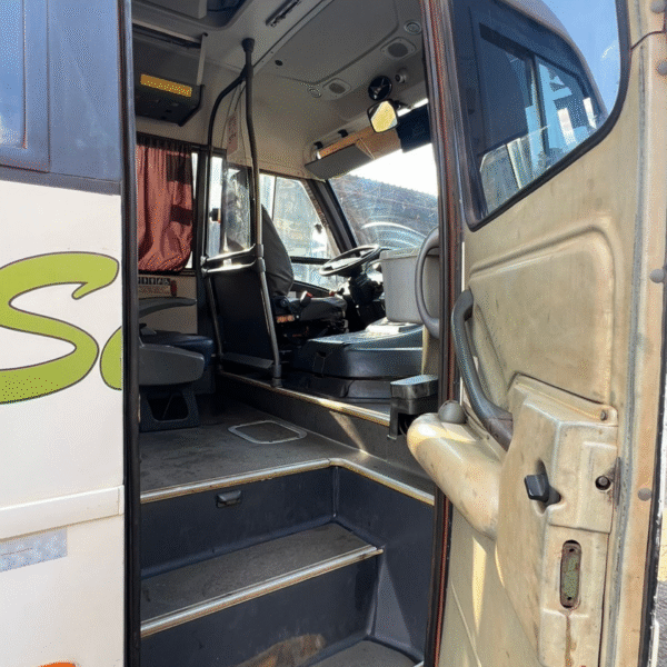VOLARE 2021 e 2022 - V8L 4X4 EUROV - CARROCERIA MARCOPOLO - 16 UNIDADES - Imagem 6